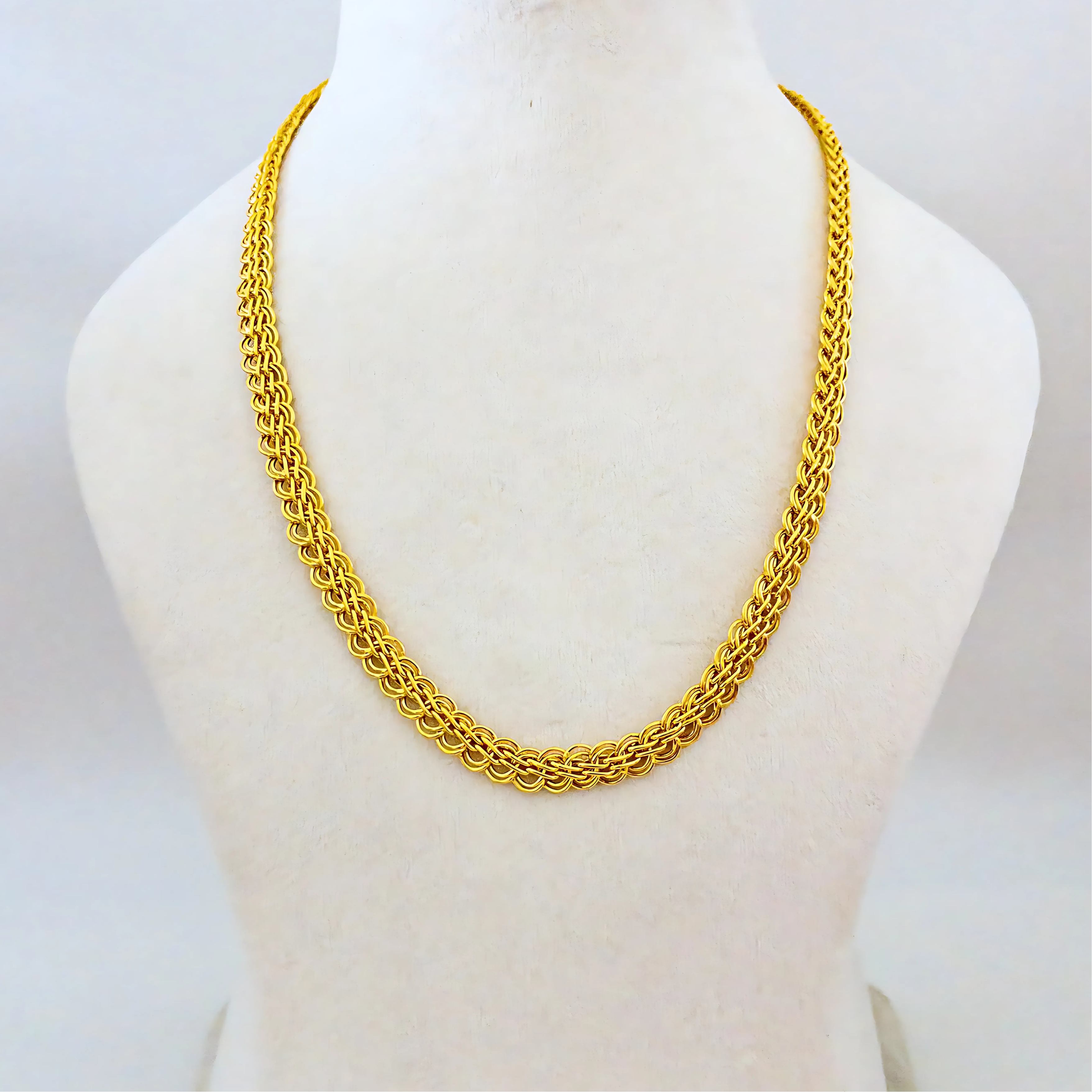 Nova Gold Chain