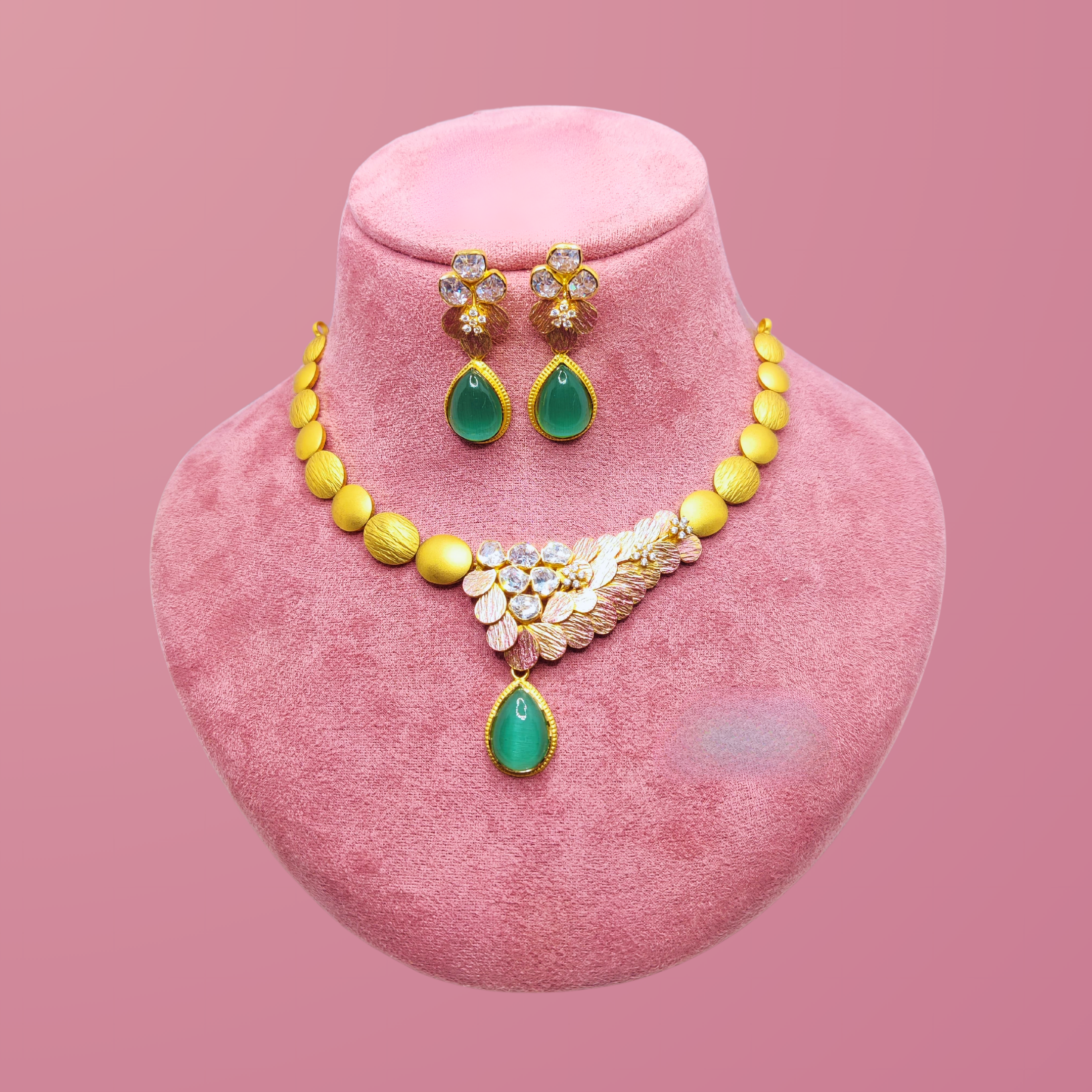 Auric Harmony Gold Set
