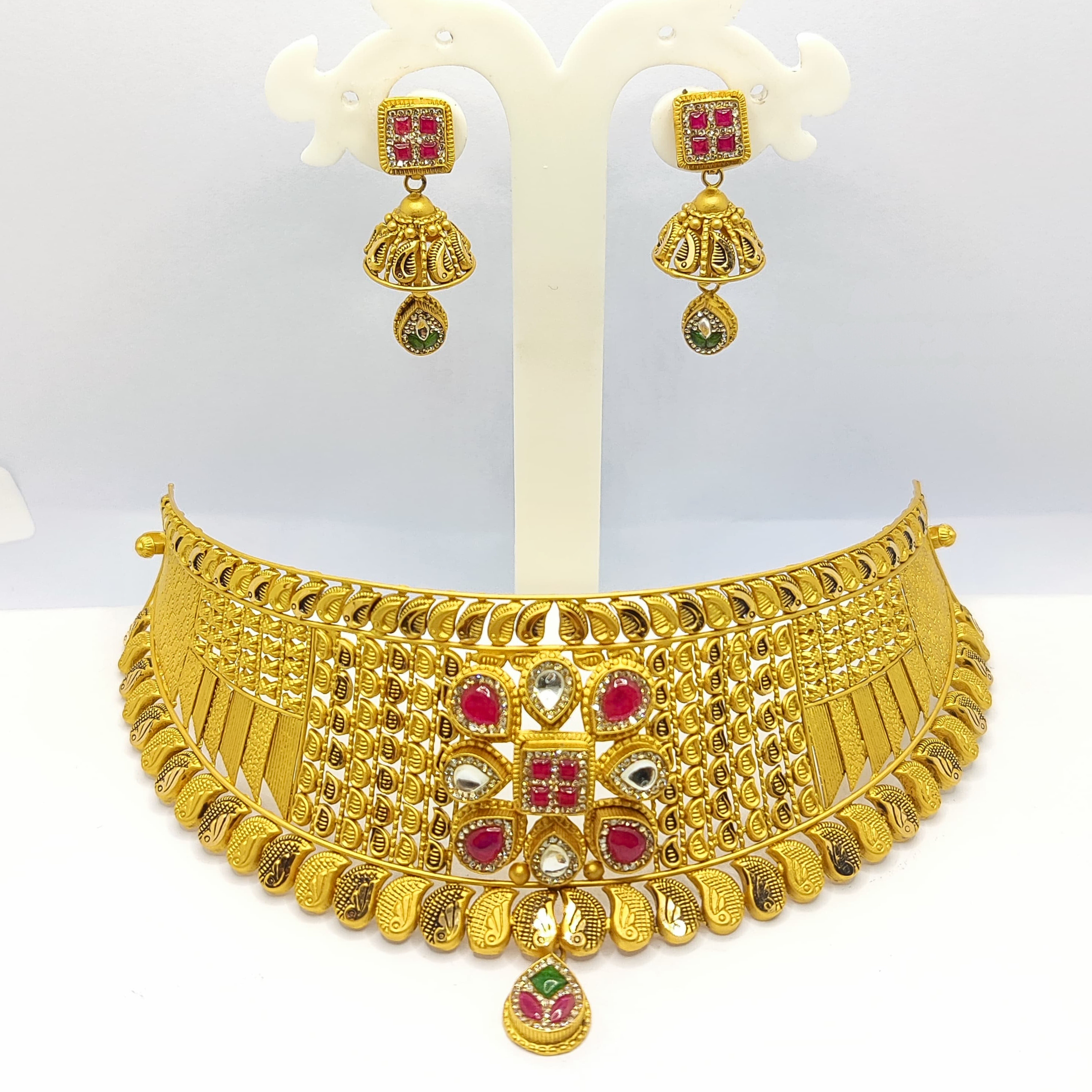 Imperial Charm Gold Set