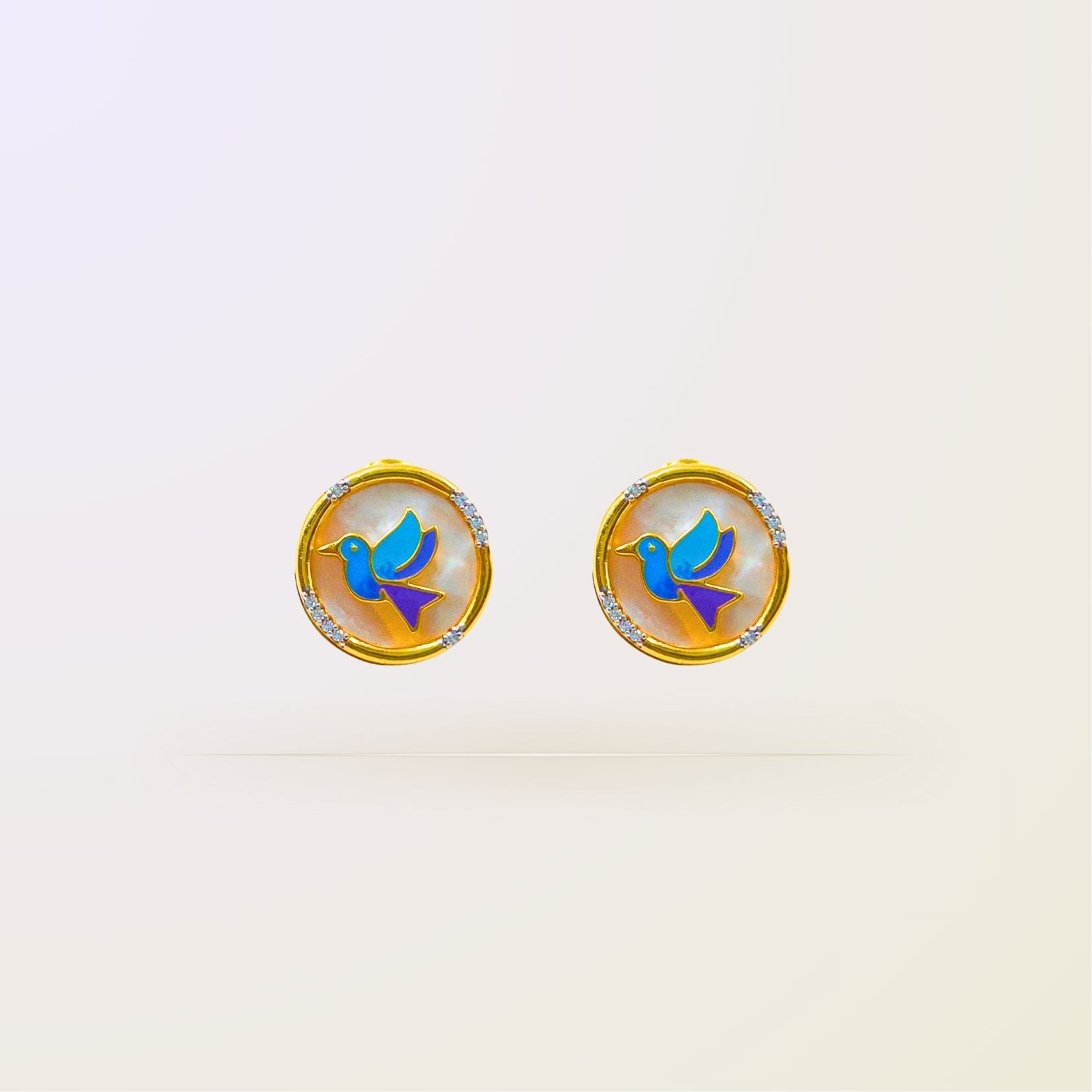 Songbird Pearl Gold Studs